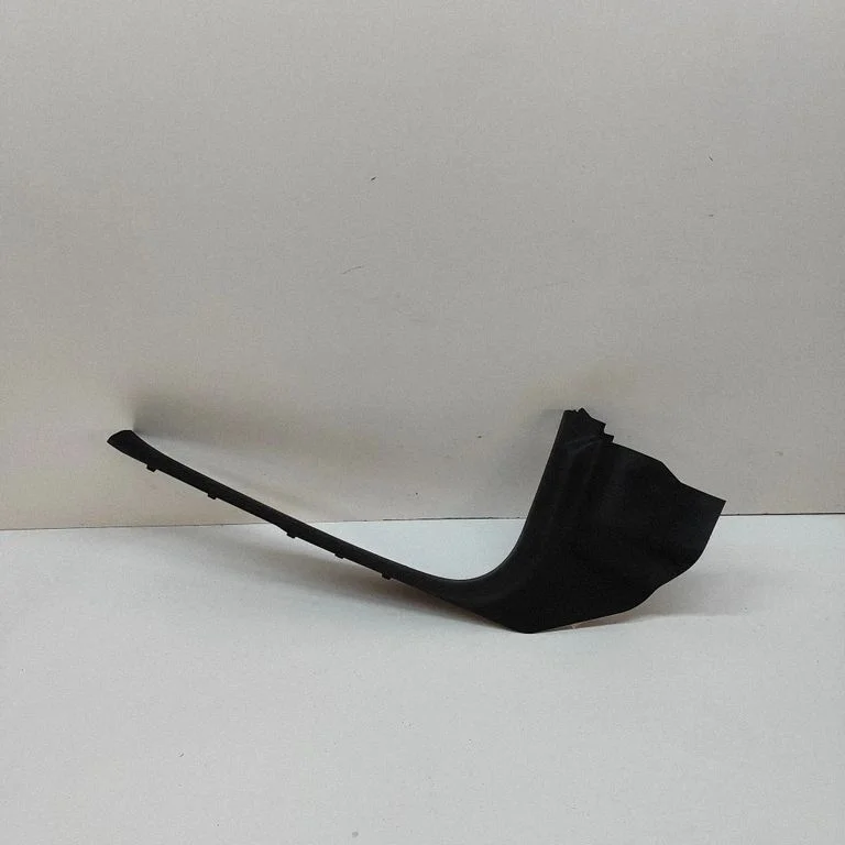 (A) pillar trim A1676803301
