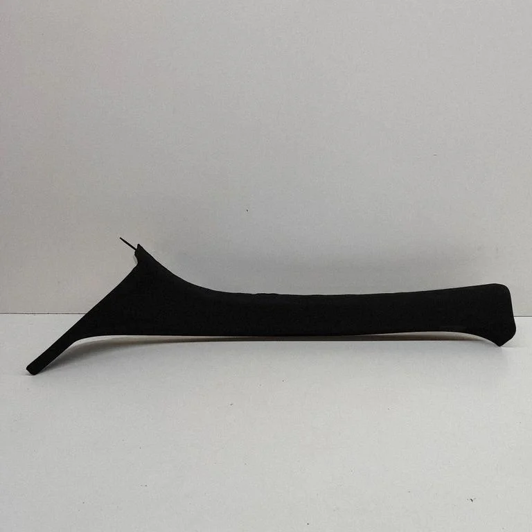 (A) pillar trim – Volvo XC60 (2017-)
