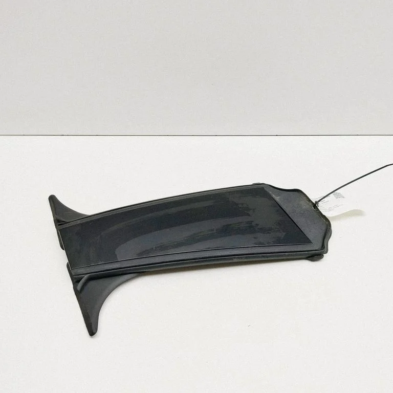 (B) pillar trim (top) 7483005