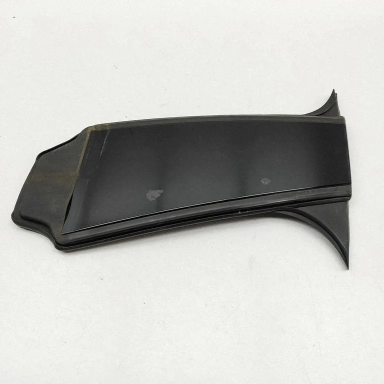 (B) pillar trim (top) A2576900401