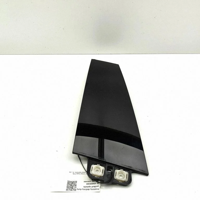 (B) pillar trim (top) 7275300
