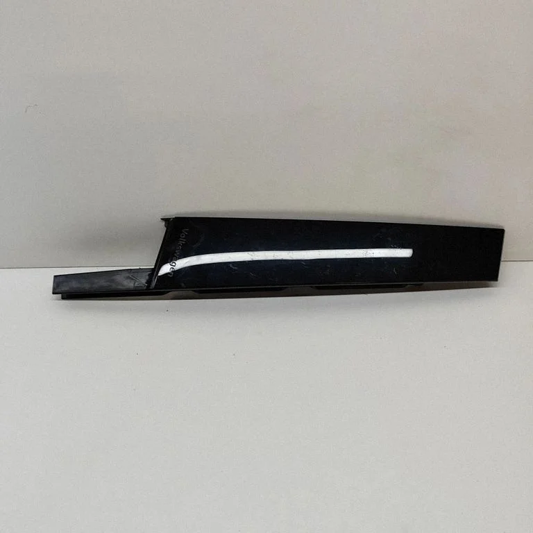 (B) statņa apdare (augšējā) 2GA837902D