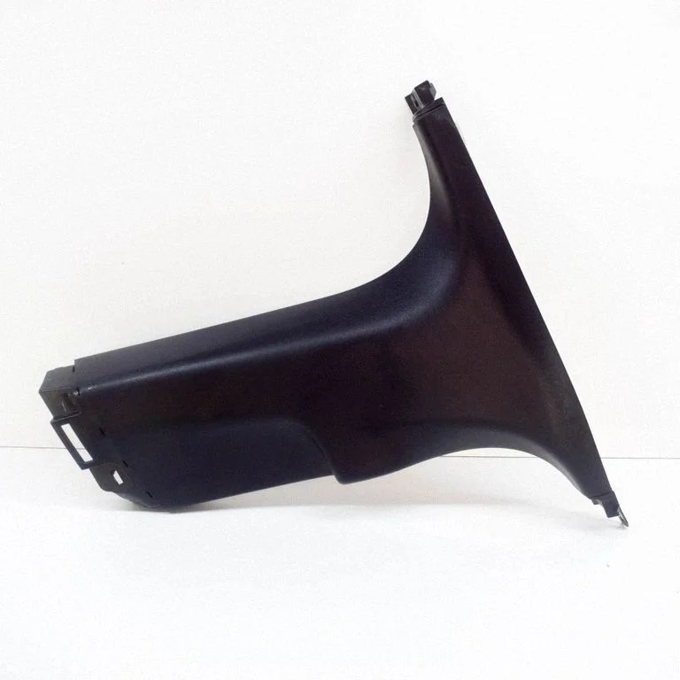(B) pillar trim (top) 108629900E