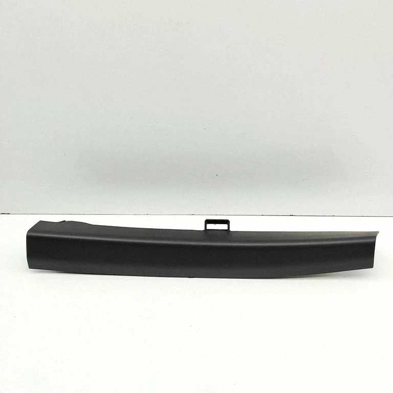 (C) pillar trim – Volvo S90, V90 (2016-)