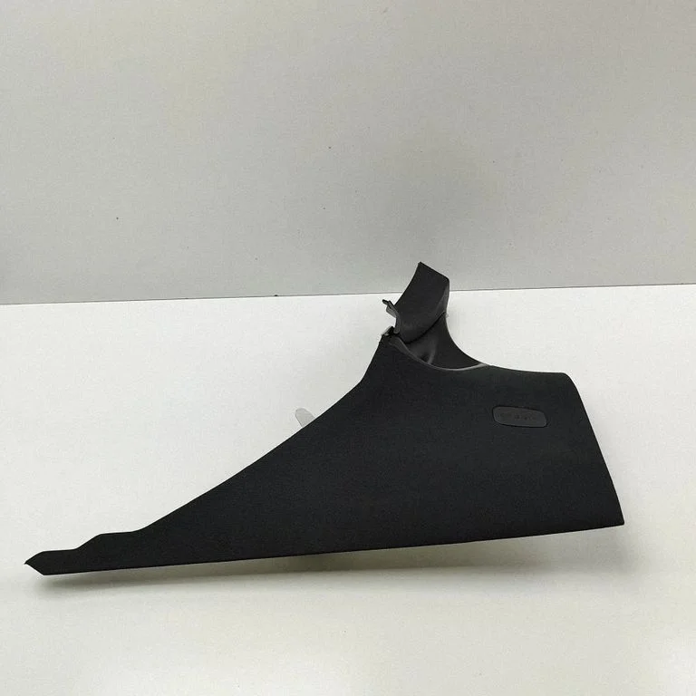 (C) pillar trim – Mercedes-Benz E-Class W213 (2016-)