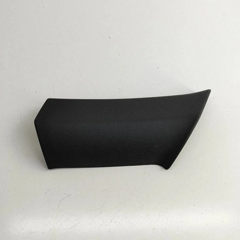 (C) pillar trim 5A04F44