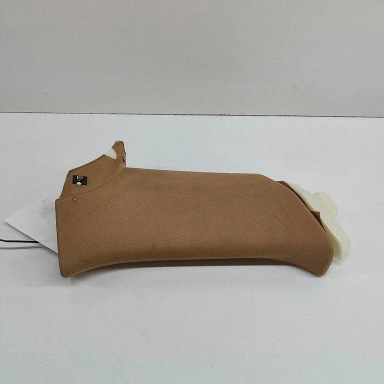 (C) statņa apdare 971867287