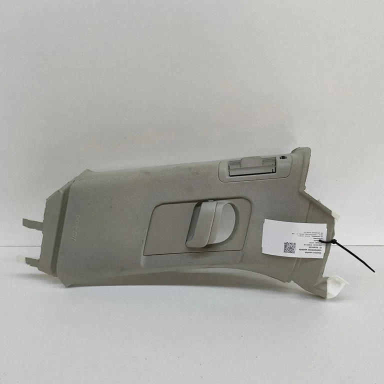 (C) pillar trim – Volvo XC90 (2014-)