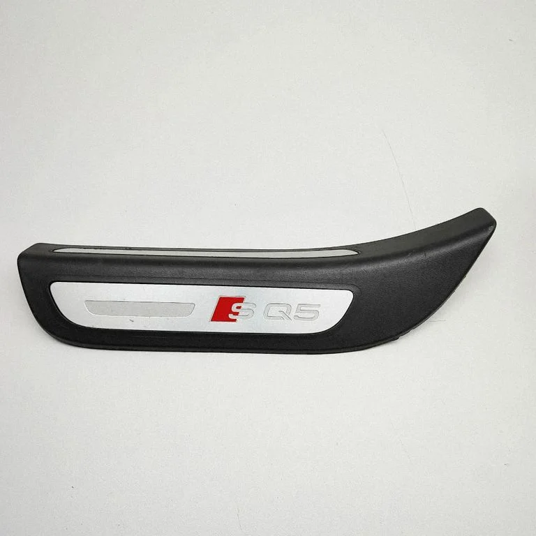 Tagalävise kate (sisemine) 8R0853375G