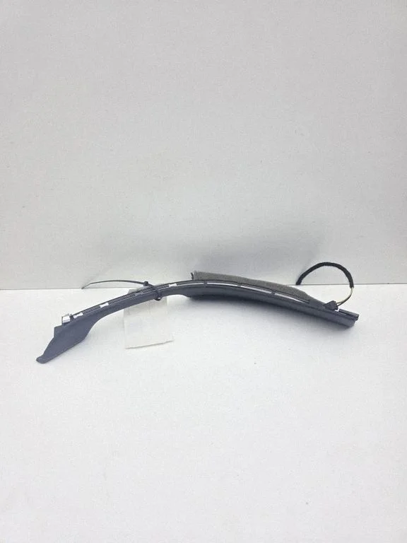 Aizmugurējā sliekšņa apdare (iekšējā) A2226941582