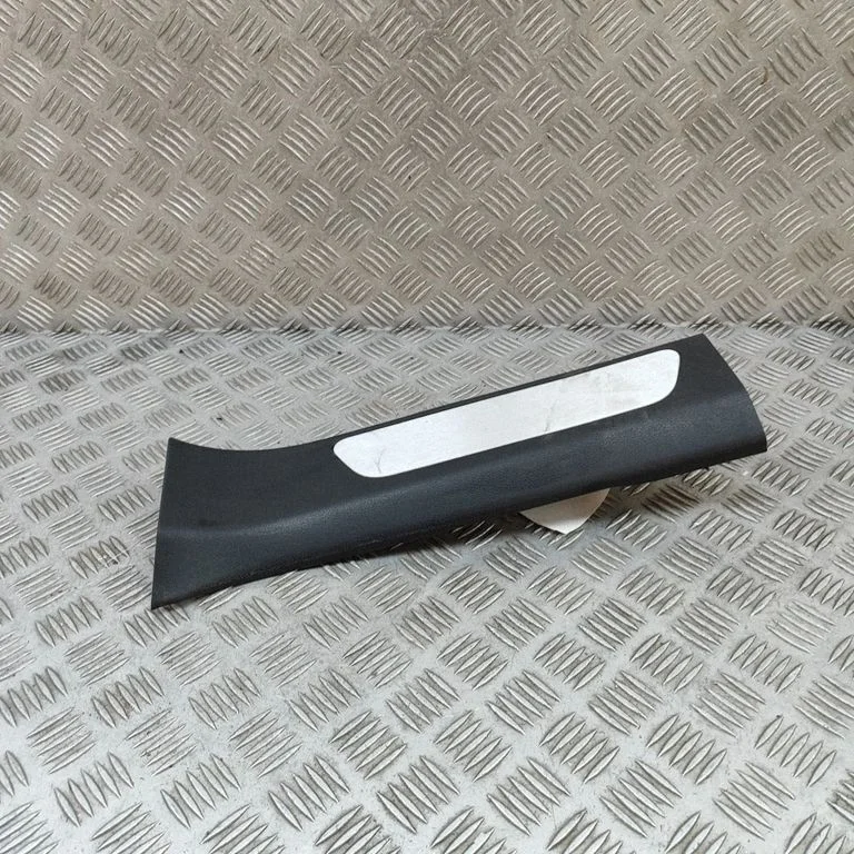 Aizmugurējā sliekšņa apdare (iekšējā) 971863405