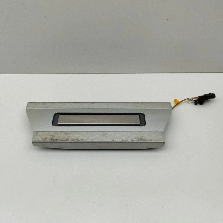 Rear sill trim cover CPLA13244CC