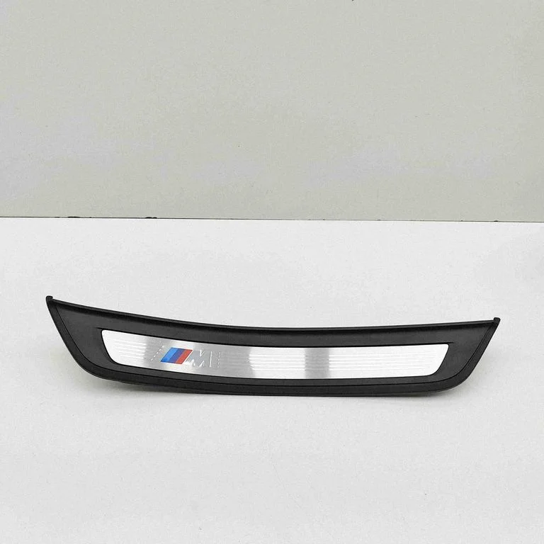 Rear sill trim cover – BMW 5 Series G30 G31 G38 (2016-)