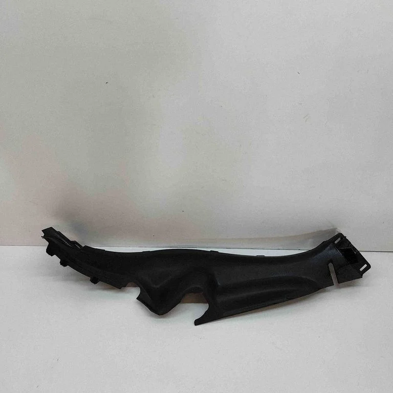 Aizmugurējā sliekšņa apdare (iekšējā) DFR568760