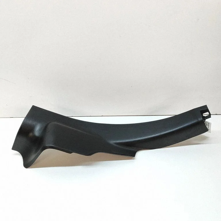 Aizmugurējā sliekšņa apdare (iekšējā) 6700113660