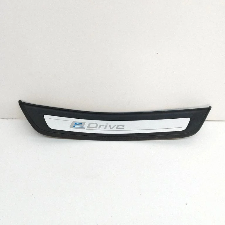 Rear sill trim cover – BMW 5 Series G30 G31 G38 (2016-)