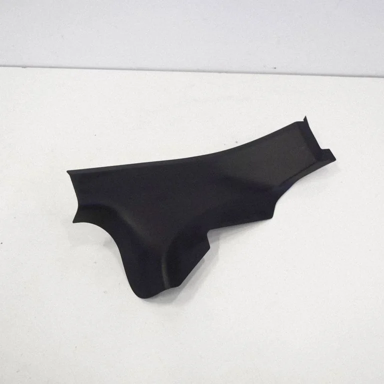 Rear sill trim cover – Tesla Model S (2012-)