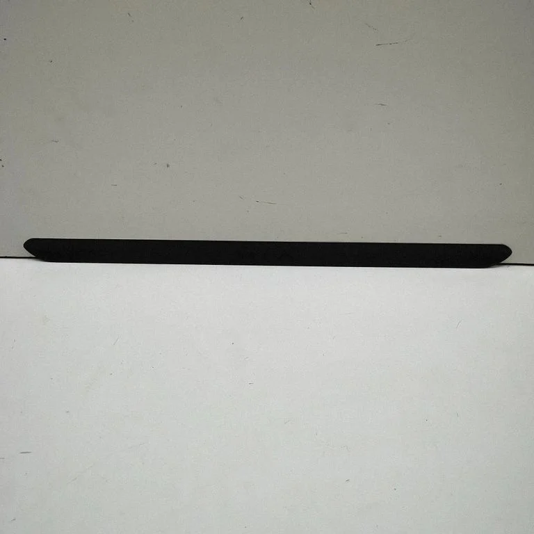 Priekšējā sliekšņa apdare (iekšējā) 14A853537