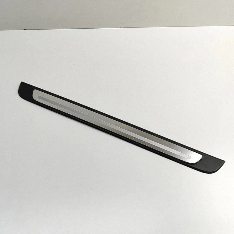 Front sill trim cover – Audi Q4 e-tron (2021-)