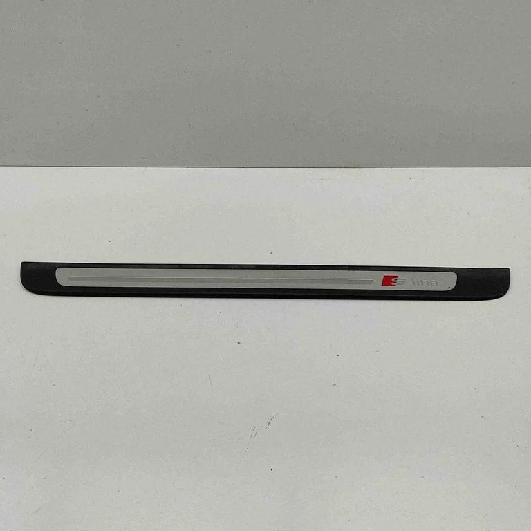 Front sill trim cover 4G0853373K