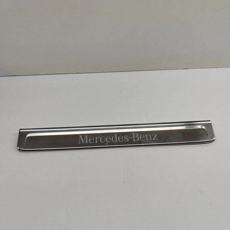 Priekšējā sliekšņa apdare (iekšējā) A2976801600
