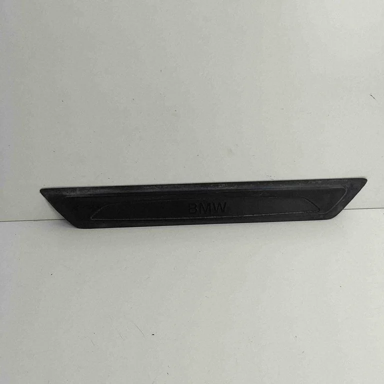 Priekšējā sliekšņa apdare (iekšējā) 7263315
