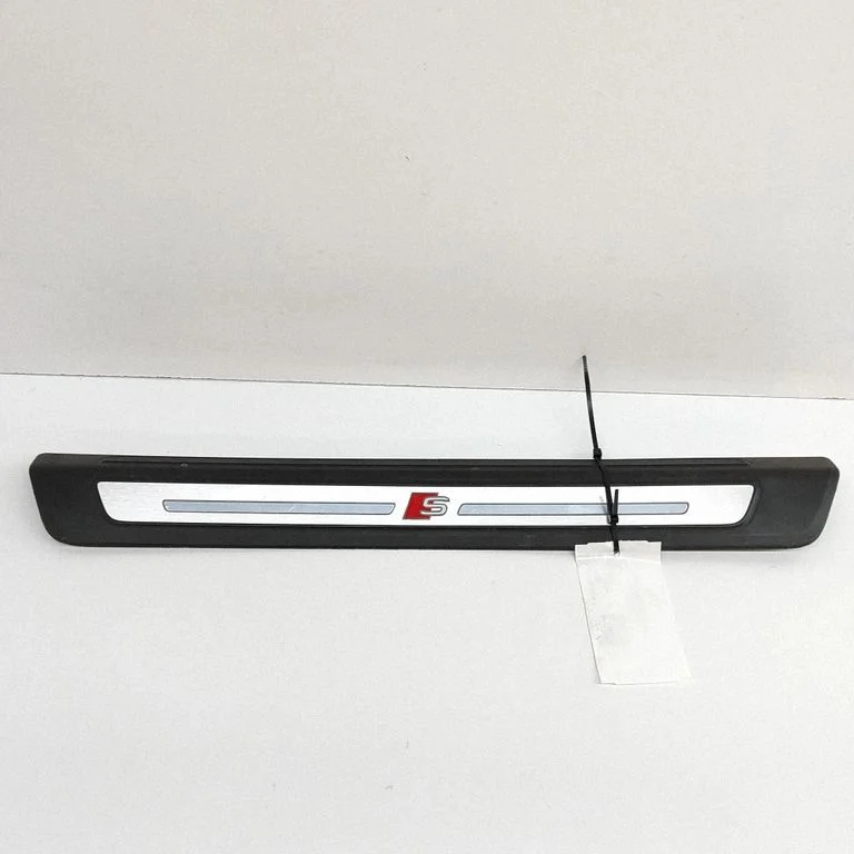 Priekšējā sliekšņa apdare (iekšējā) 80A947417C