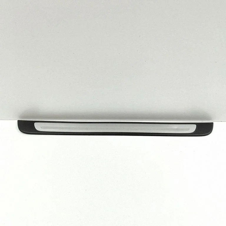 Front sill trim cover – Audi SQ2 GA (2017-)