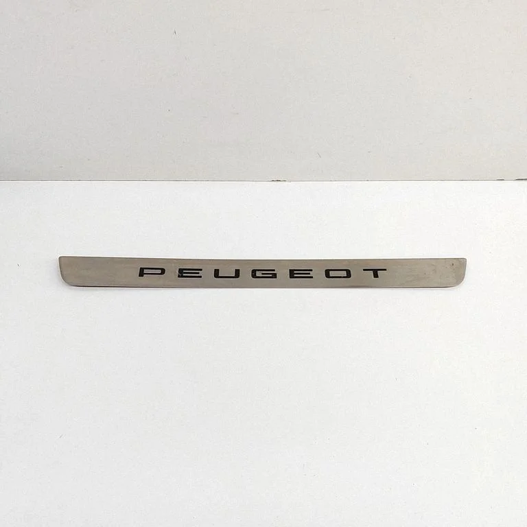 Esilävise kate (sisemine) – Peugeot 3008 III (2023-)