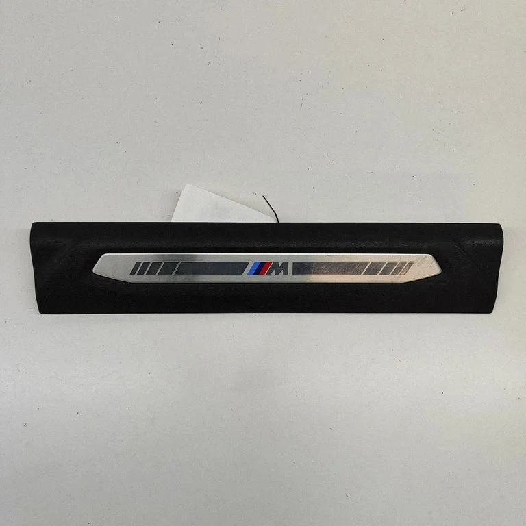 Esilävise kate (sisemine) – BMW 2-seeria F44 (2019-2024)