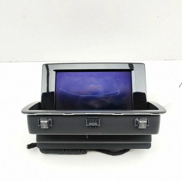 Screen/display/small screen 8U0857273A