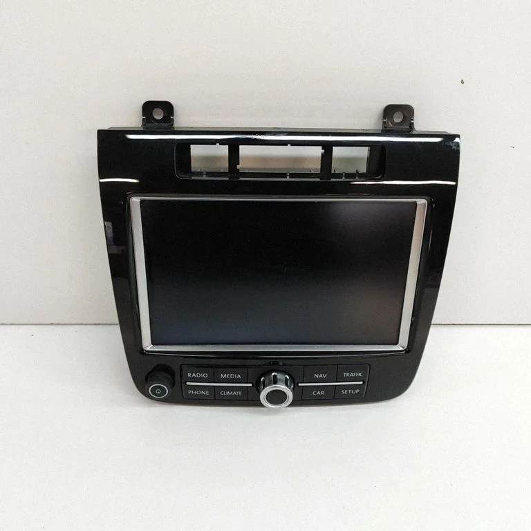 Screen/display/small screen – Volkswagen Touareg II (2010-2018)