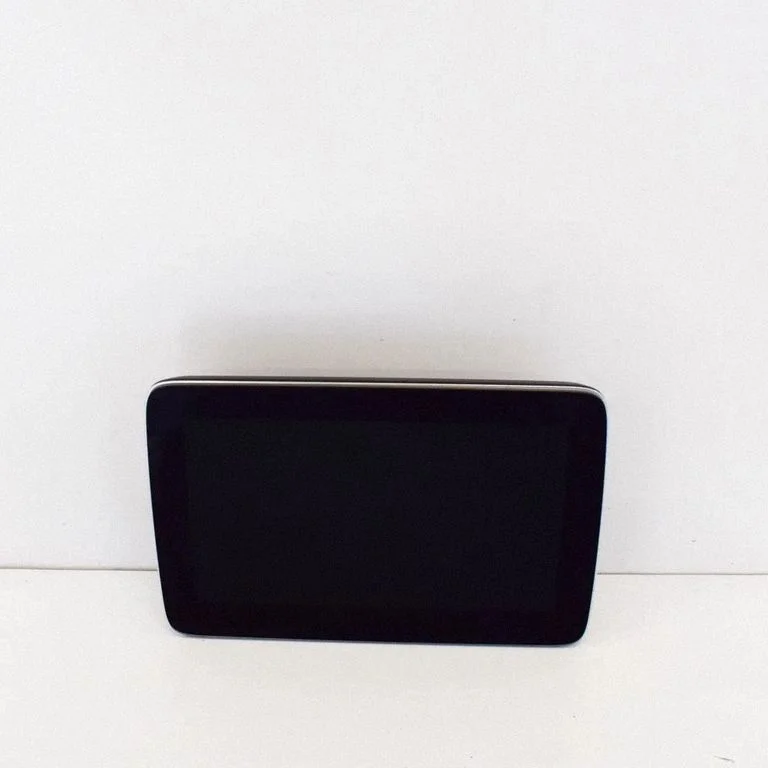 Screen/display/small screen – Mercedes-Benz A-Class W176 (2012-2018)