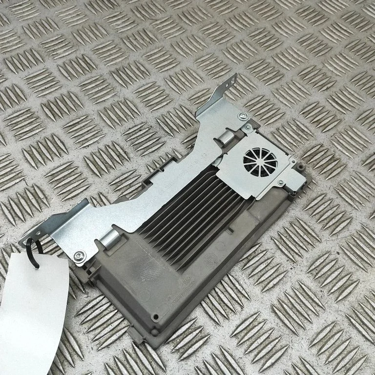 Citi instrumenti – BMW X6 G06 (2019-)