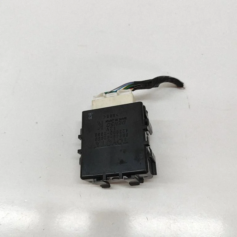 Muud seadmed 4230002080 – Lexus NX (2014-2021)
