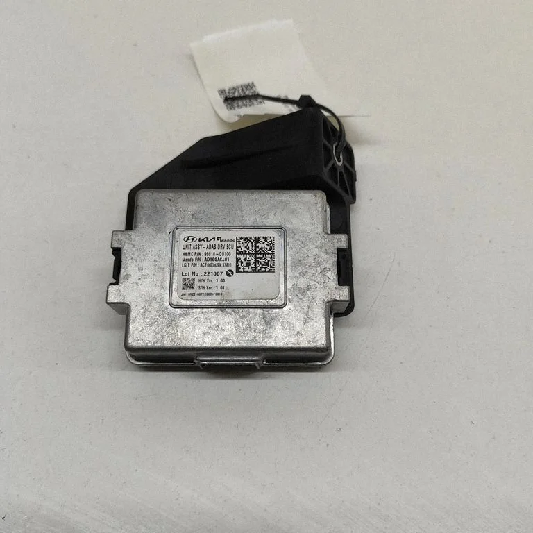 Muud seadmed 99810CU100 – Genesis GV60 (2021-)