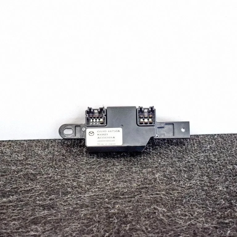Other devices GS1D66750A – Mazda 6 (2008-2013)
