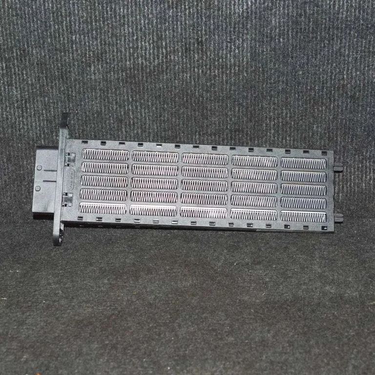 Other devices – Nissan Juke I F15 (2010-2018)