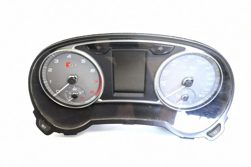Spidometrs (instrumentu panelis) 8XA920980C – Audi A1 (2010-2018)