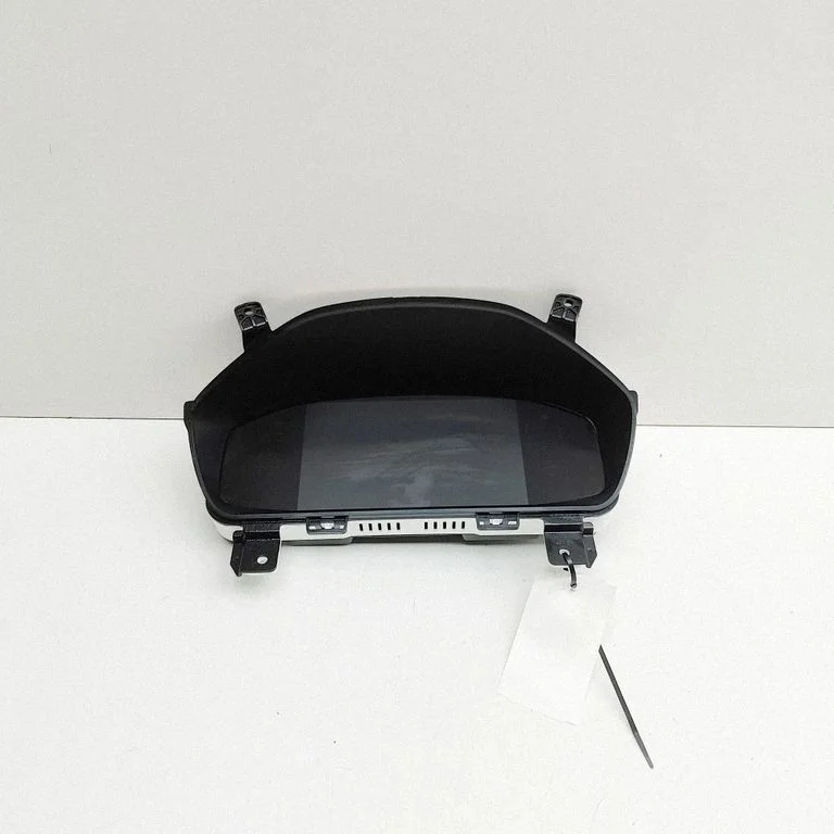 Spidometrs (instrumentu panelis) RK3T10849AAH