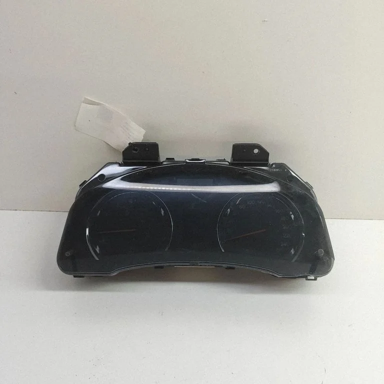 Spidometrs (instrumentu panelis) – Toyota Avensis T270 (2009-2012)