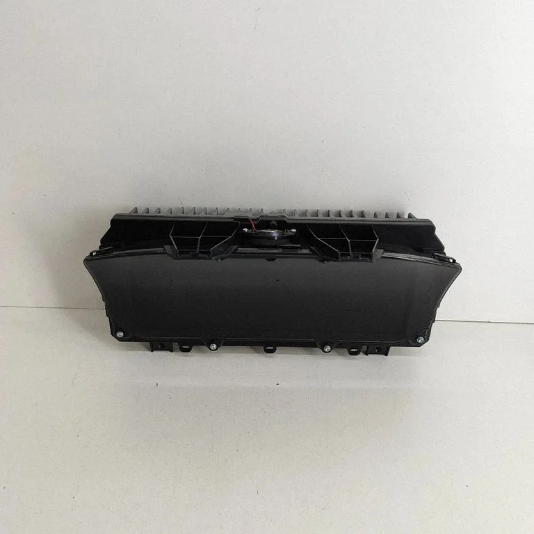 Speedometer (instrument cluster) J8A214C026JJ