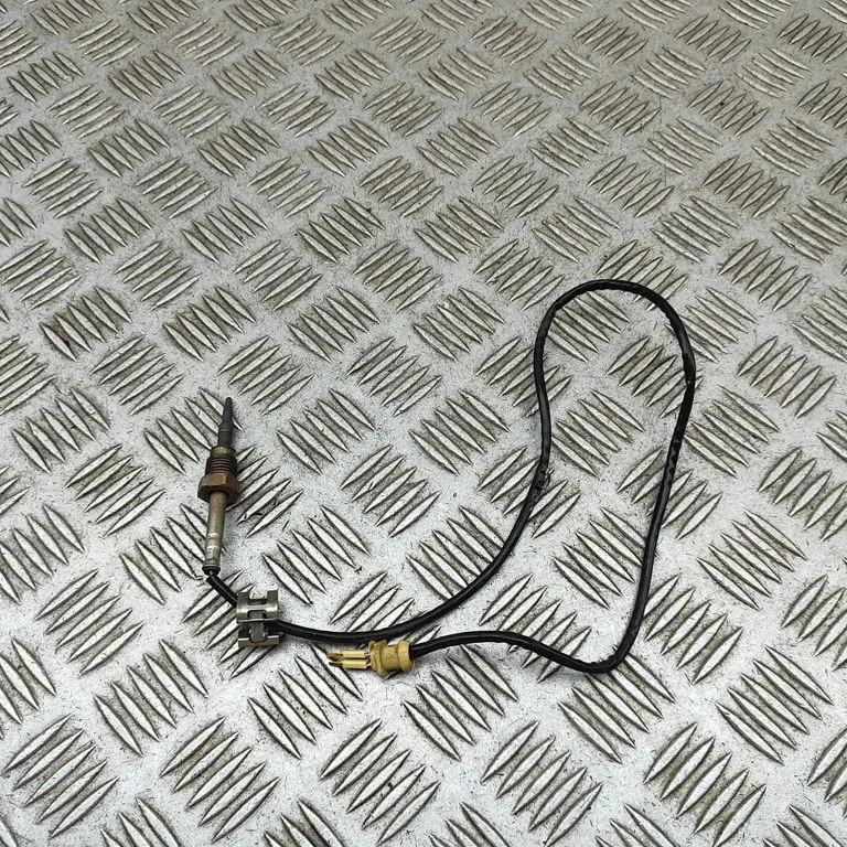 Oil temperature sensor 8W0906088AF