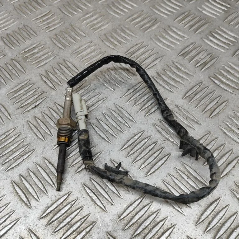 Õli temperatuuri andur 392332U100 – KIA Xceed (2019-)