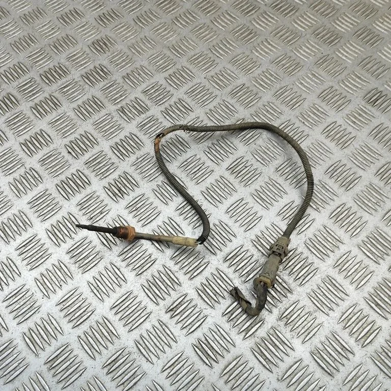 Oil temperature sensor A0009059704