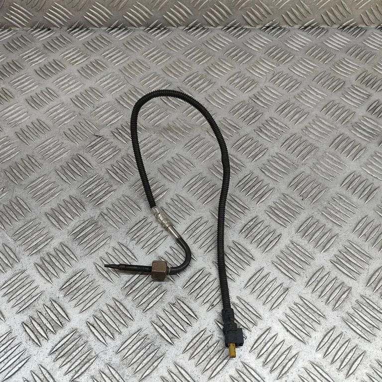 Oil temperature sensor