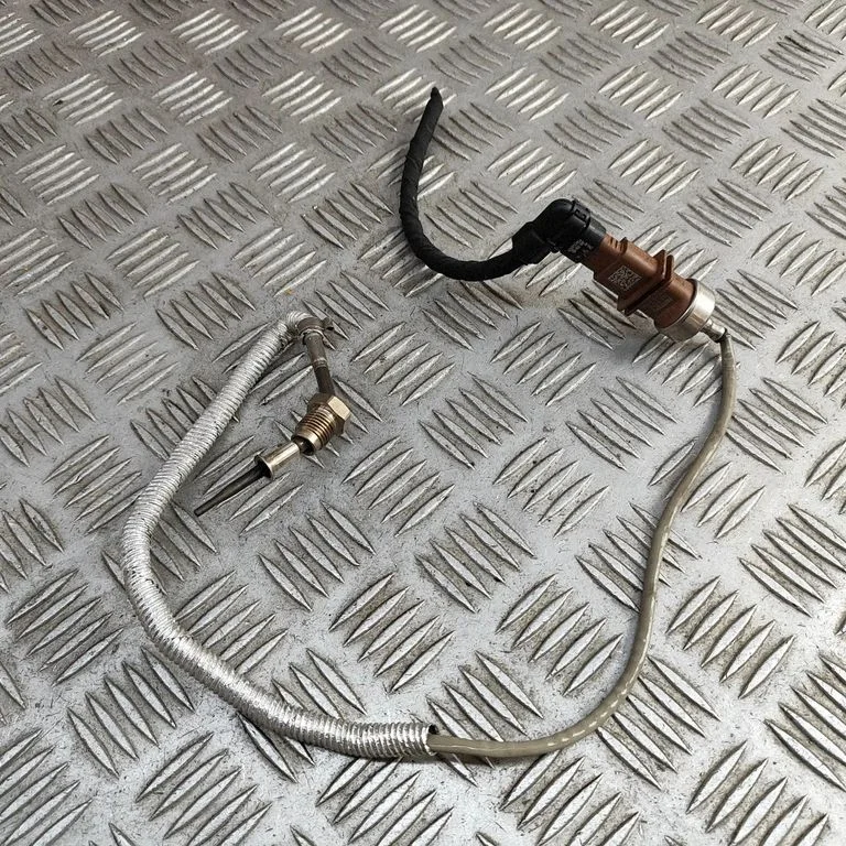 Oil temperature sensor 8W0919529J