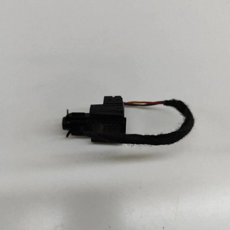 Õli temperatuuri andur – Volkswagen ID.4 (2020-)