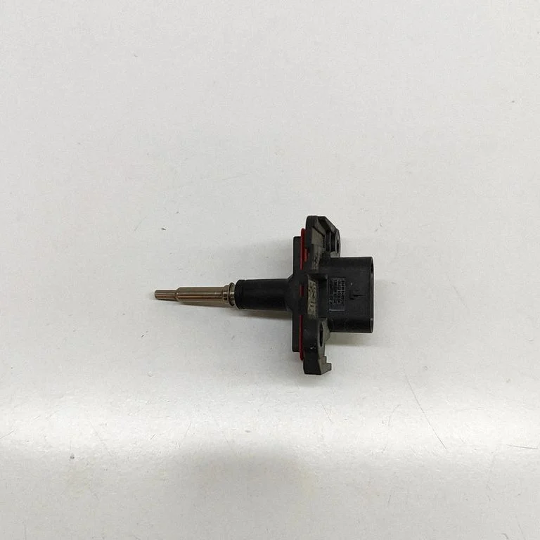 Oil temperature sensor 8485041