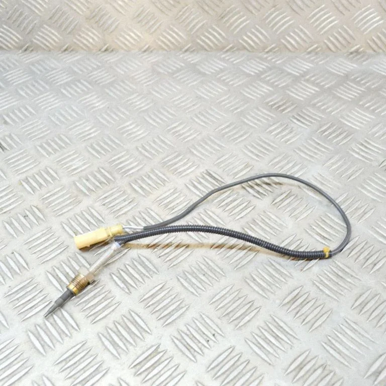 Oil temperature sensor – Audi A4 S4 B9 (2015-2019)